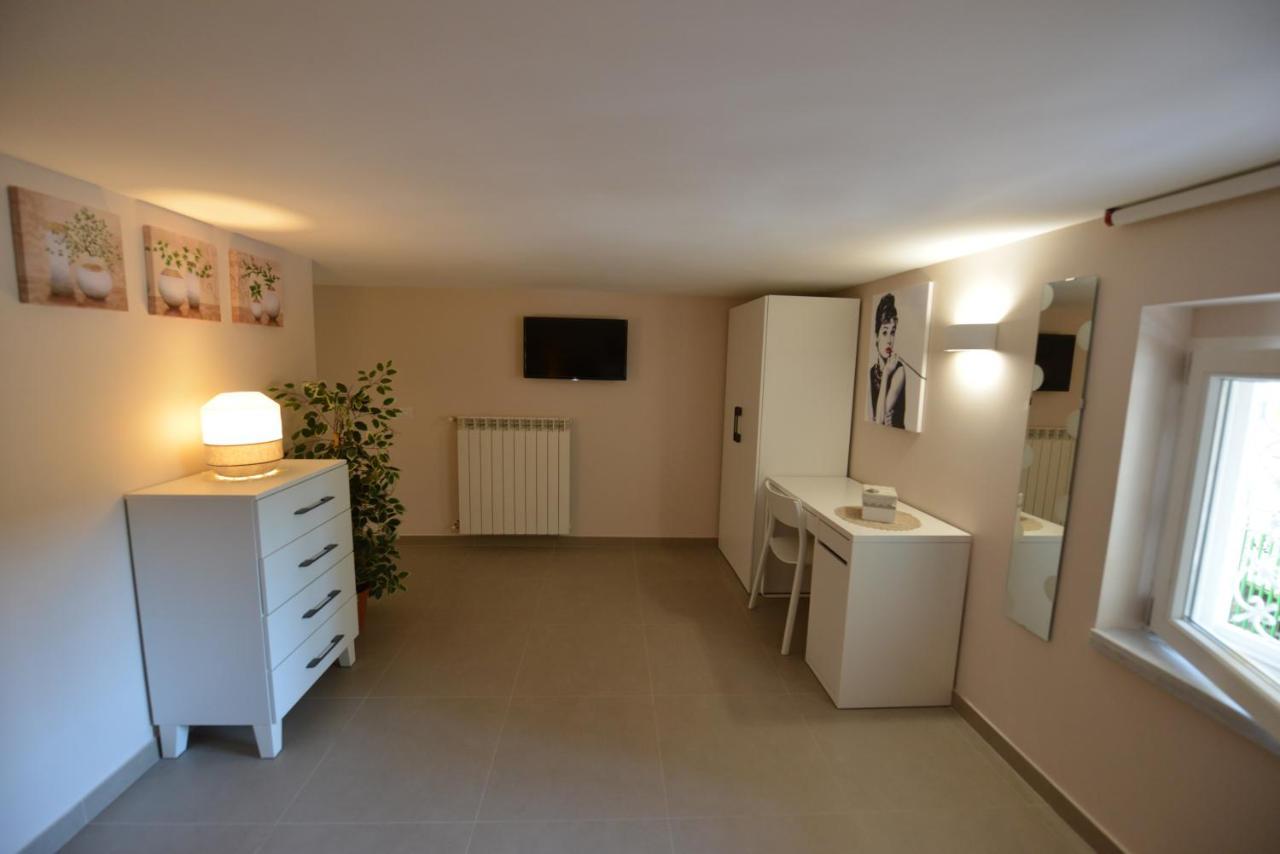 Dioclezianorooms Bed & Breakfast Napoli